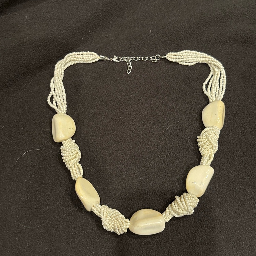 Elegant Cream Beaded Necklace